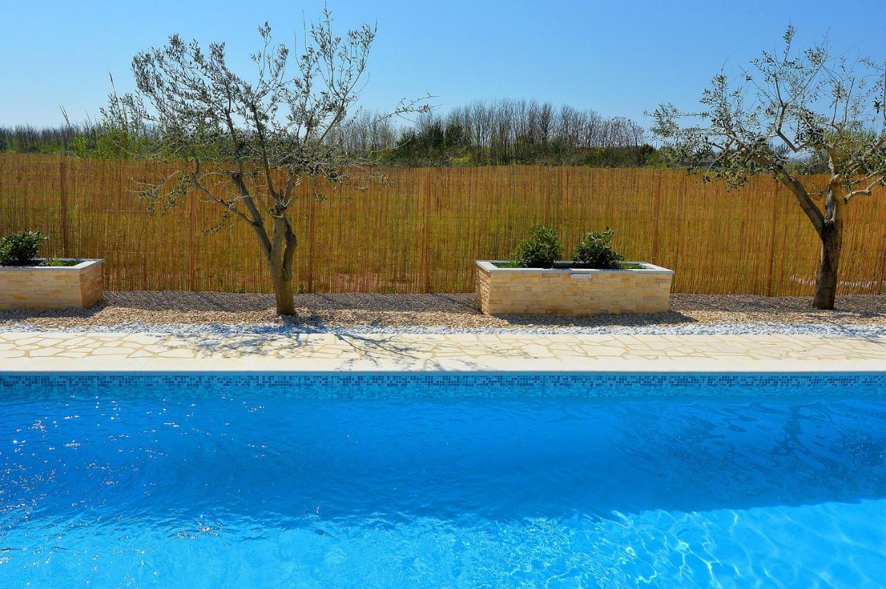 Apartment House Simoni With Pool, Zadar County Privlaka  Luaran gambar